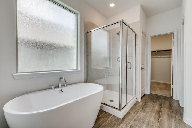1033 Rosebay Drive Property Photo 10