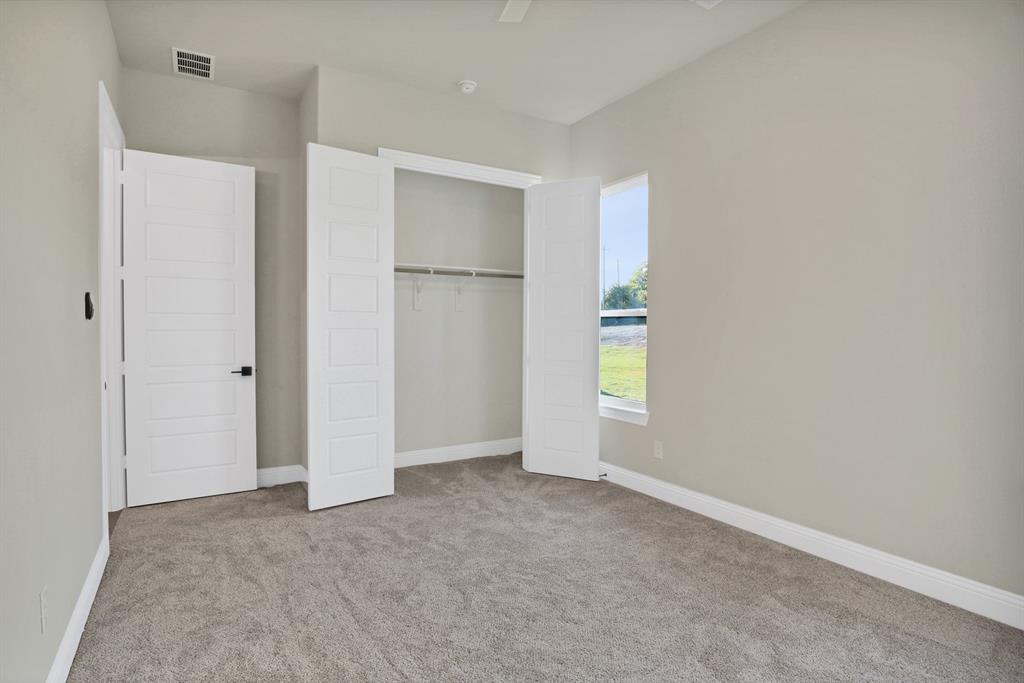 880 San Saba Property Photo 35