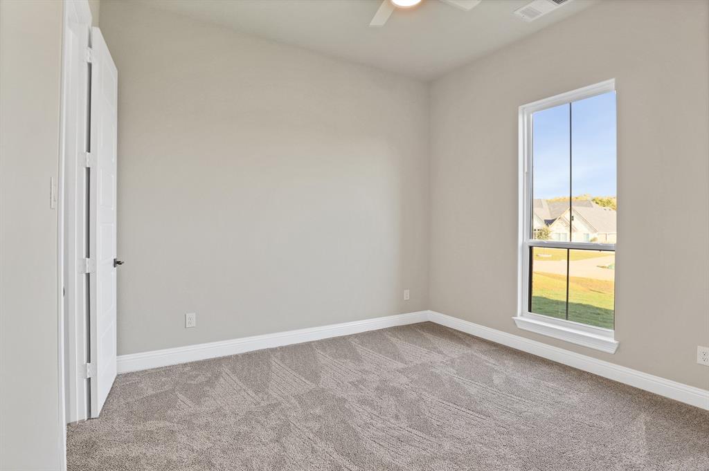 880 San Saba Property Photo 37