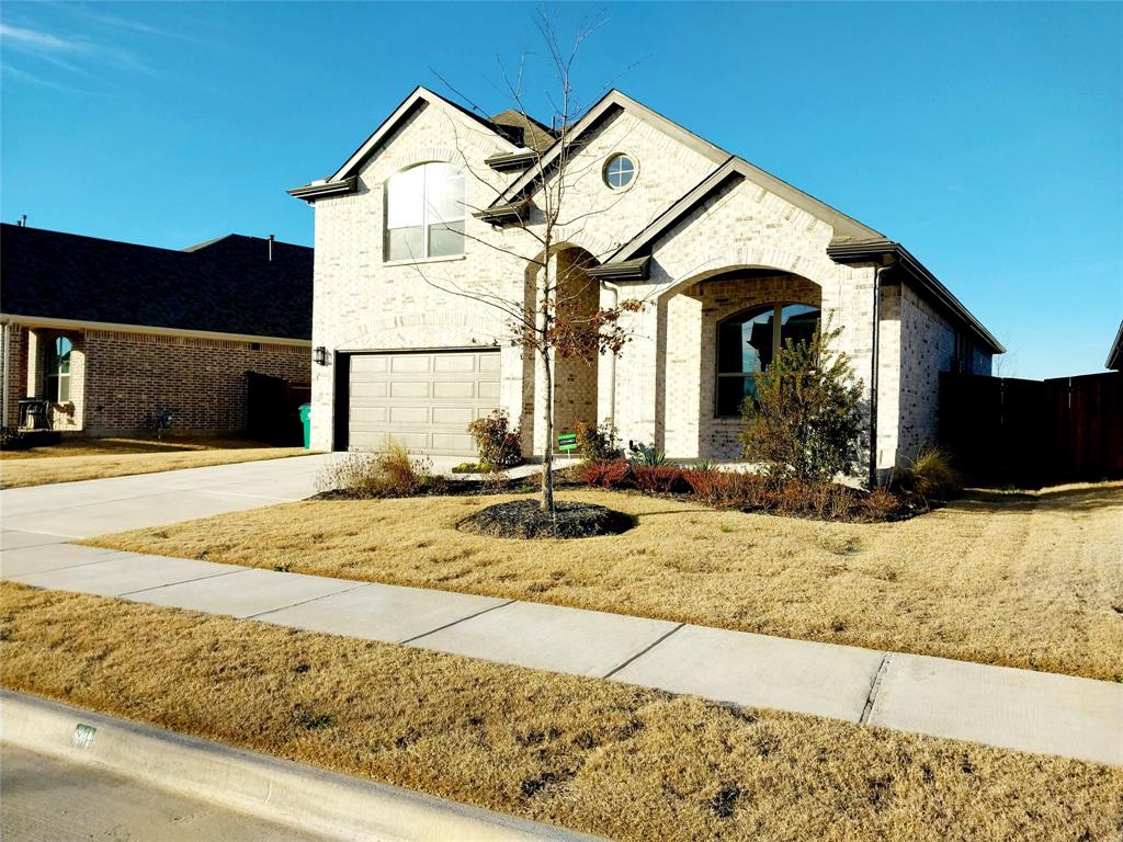 1401 Alexander Drive Property Photo 2