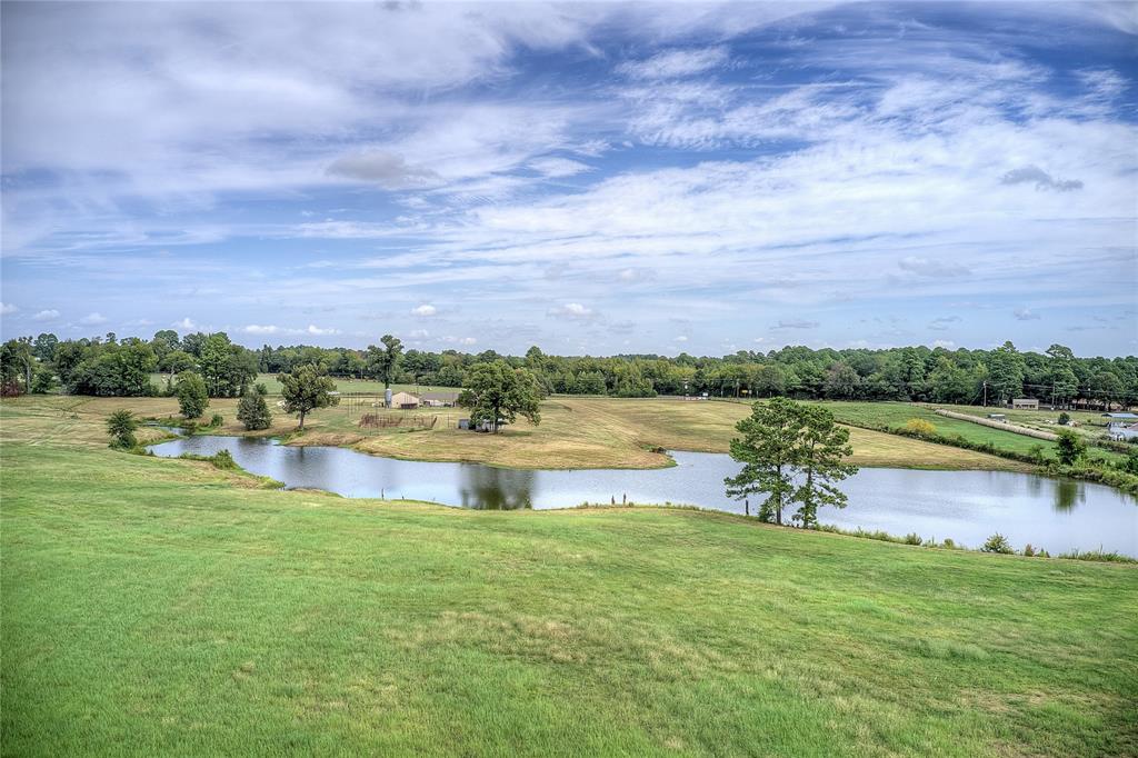211 Fm 182 Property Photo 40