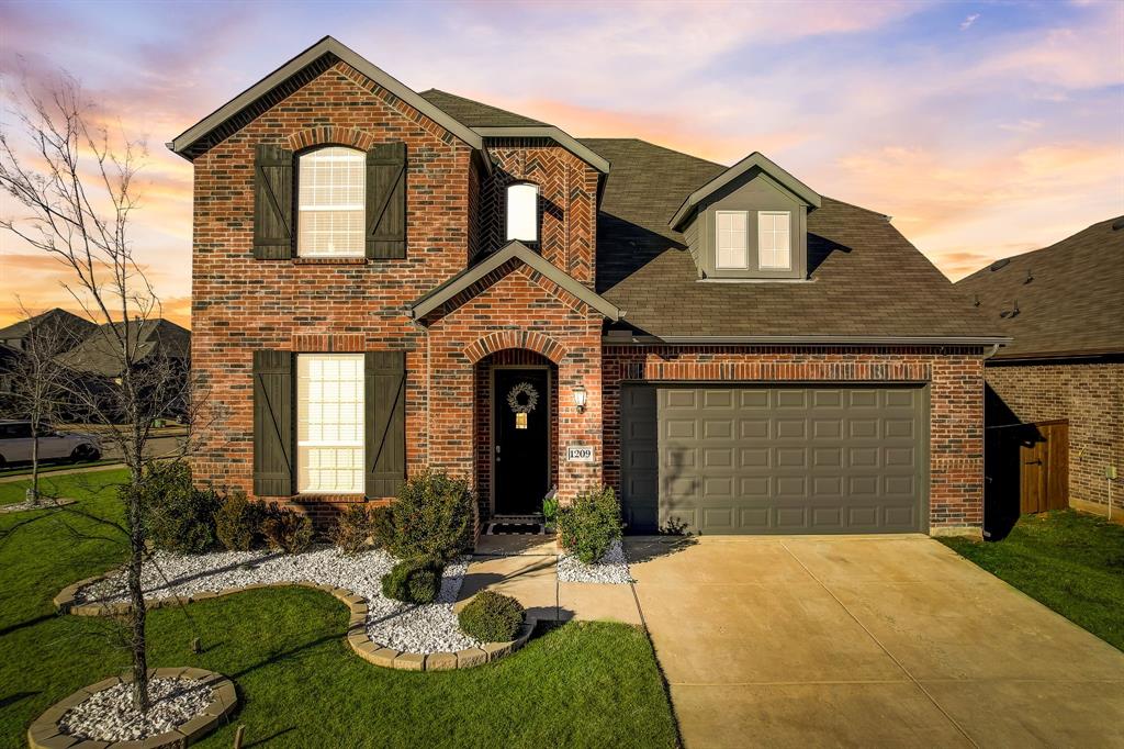 1209 Thrasher Drive Property Photo 1