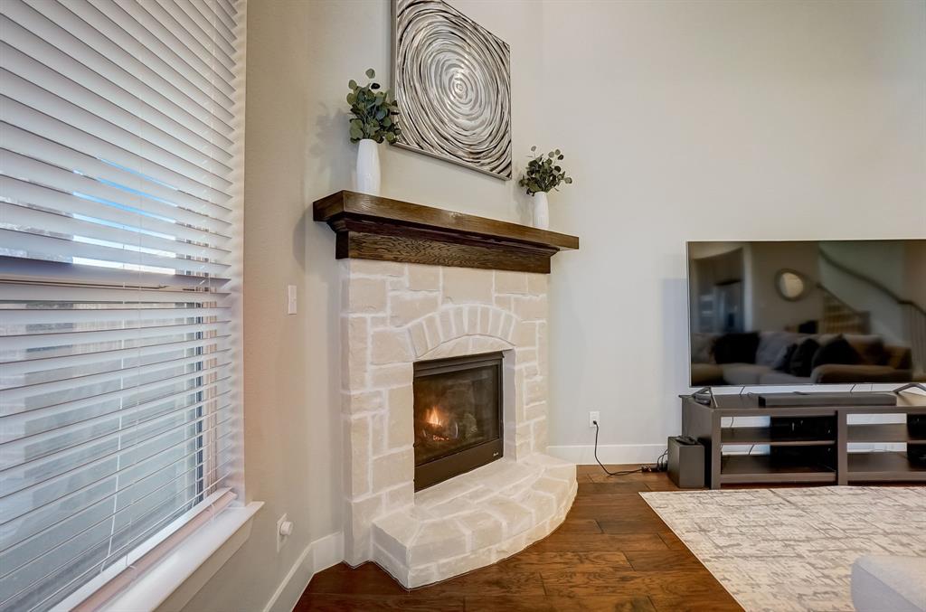 1209 Thrasher Drive Property Photo 3