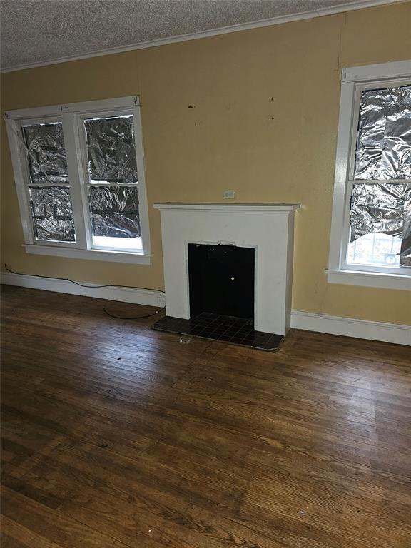 3218 Sumner Street Property Photo 3