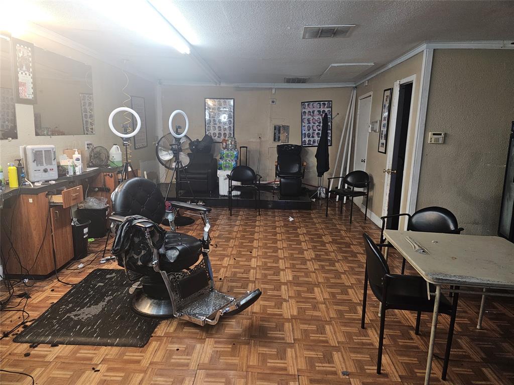 7506 S Lancaster Road Property Photo 15