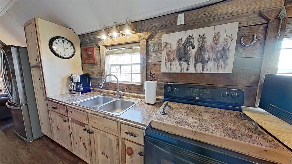 15905 County Road 211 Property Photo 7