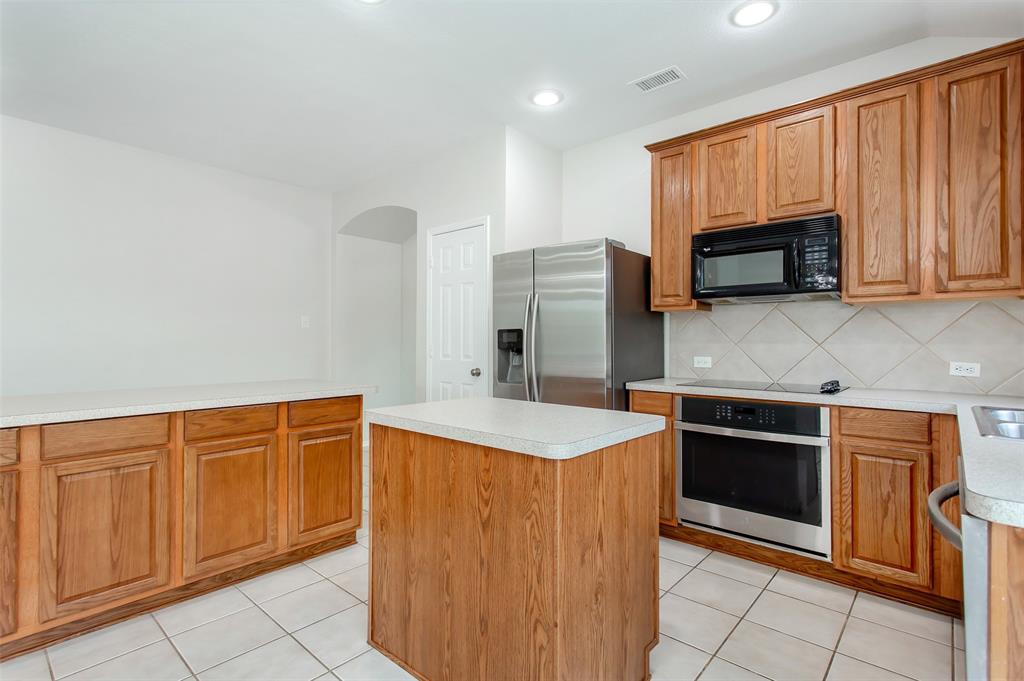 1277 Tree Top Drive Property Photo 11