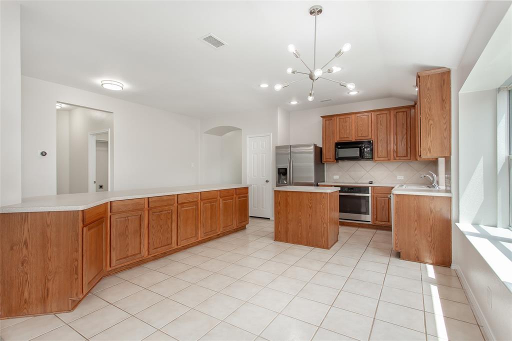 1277 Tree Top Drive Property Photo 14