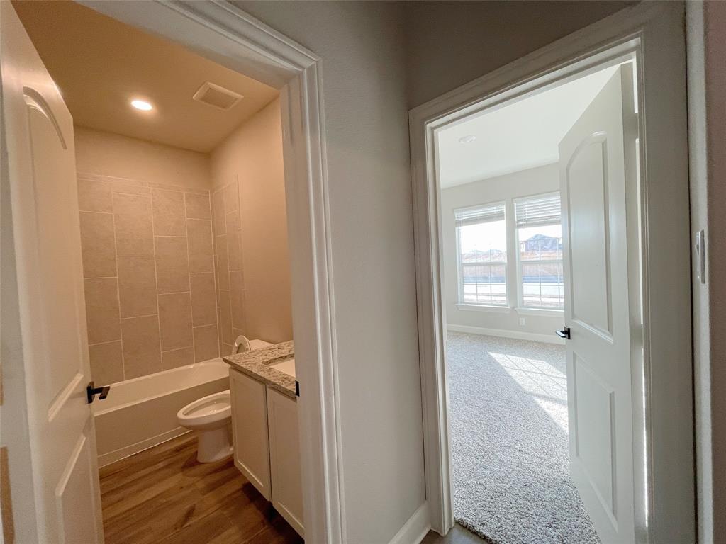 2012 Brentwood Drive Property Photo 15