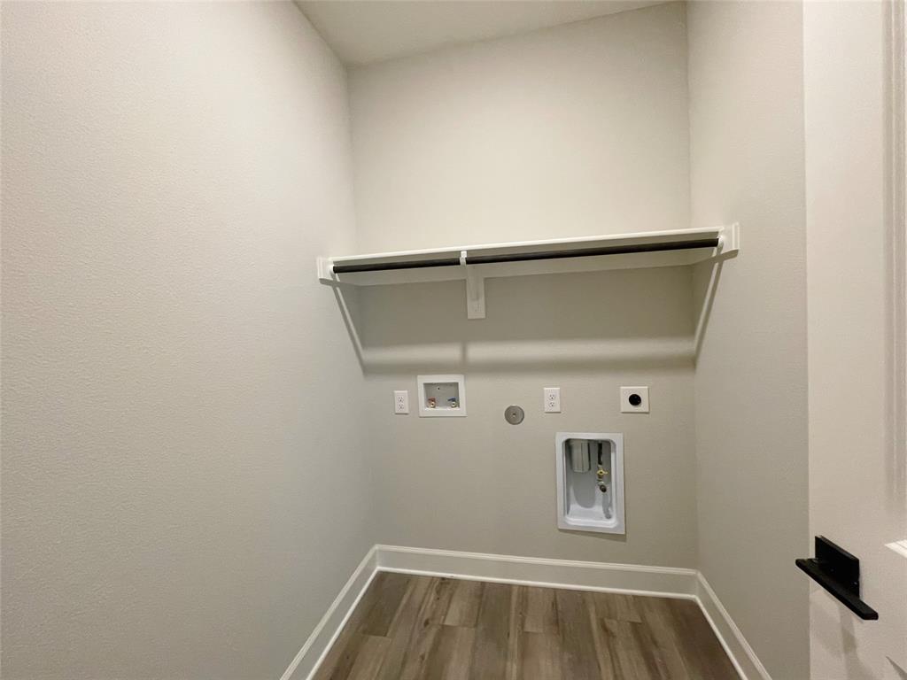 2012 Brentwood Drive Property Photo 16