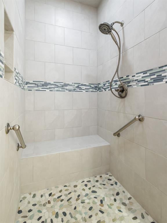 300 Hill Crest Drive Property Photo 30