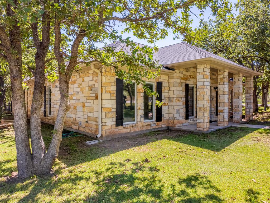 300 Hill Crest Drive Property Photo 35