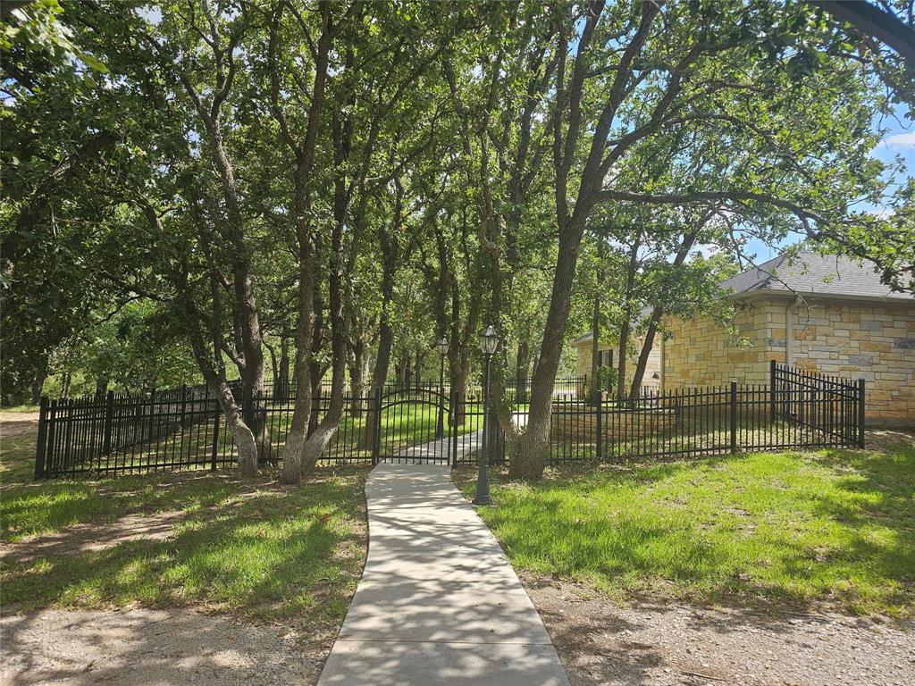 300 Hill Crest Drive 2 Homes Property Photo 38