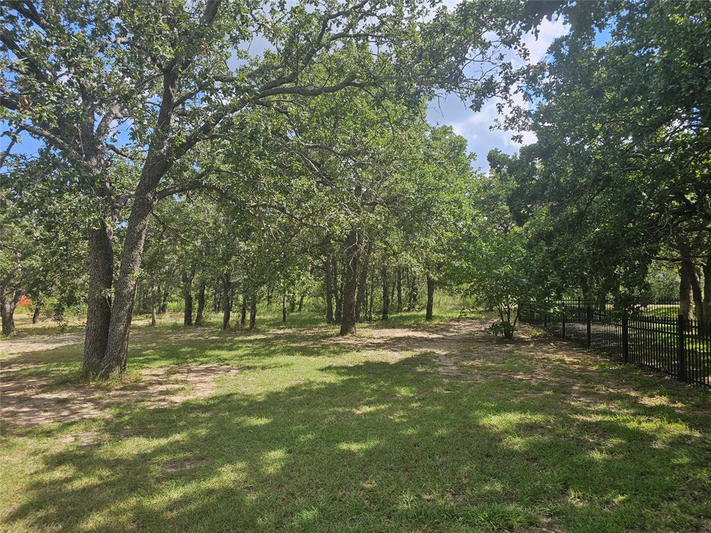 300 Hill Crest Drive Property Photo 39