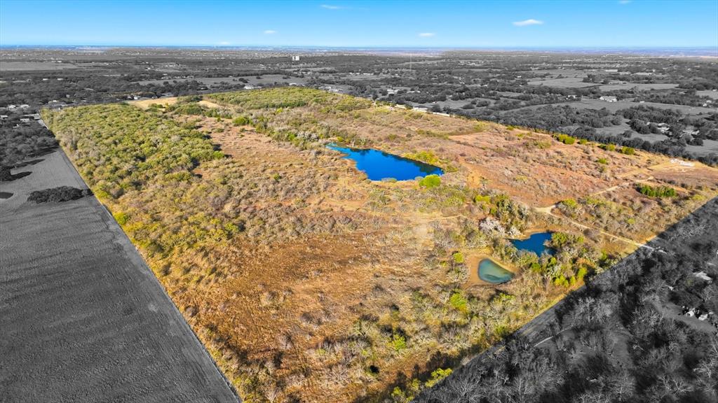 5040 Wagon Wheel Road Property Photo 2