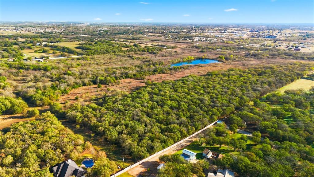 5040 Wagon Wheel Road Property Photo 6