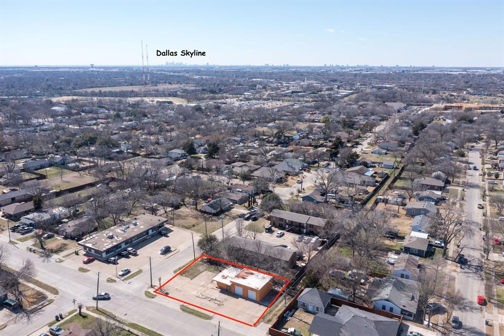 1615 S 5th Street Property Photo 3