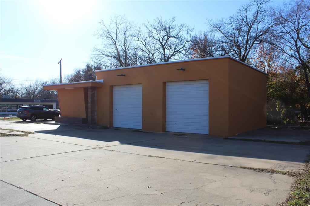 1615 S 5th Street Property Photo 12