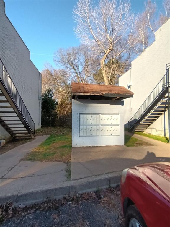 429 Johnson Street Property Photo 17
