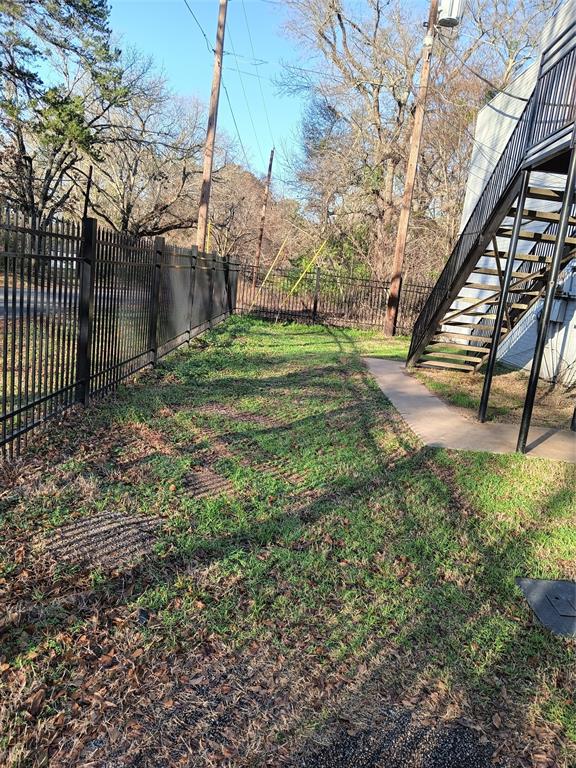 429 Johnson Street Property Photo 21