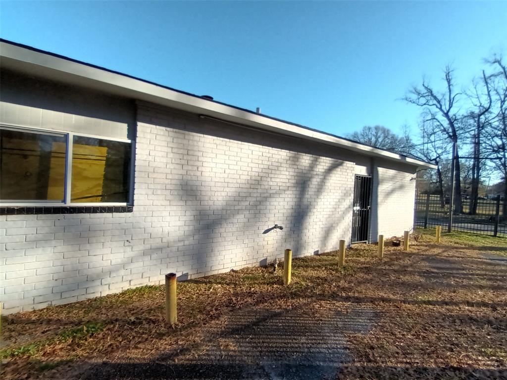 429 Johnson Street Property Photo 29