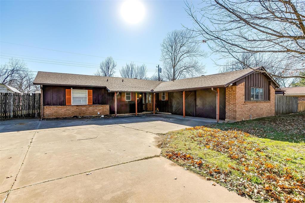 2402 Se 9th Street Property Photo 1