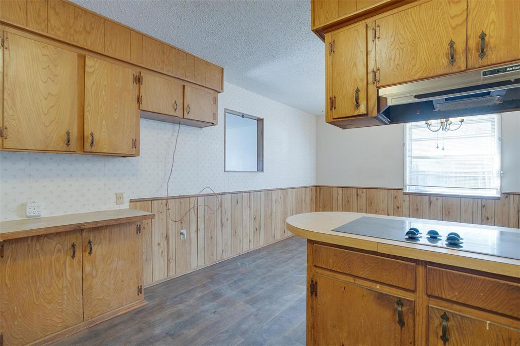 2402 Se 9th Street Property Photo 11