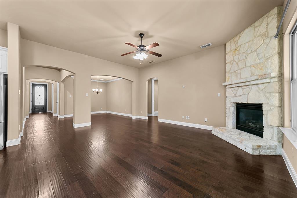 700 Darian Drive Property Photo 13