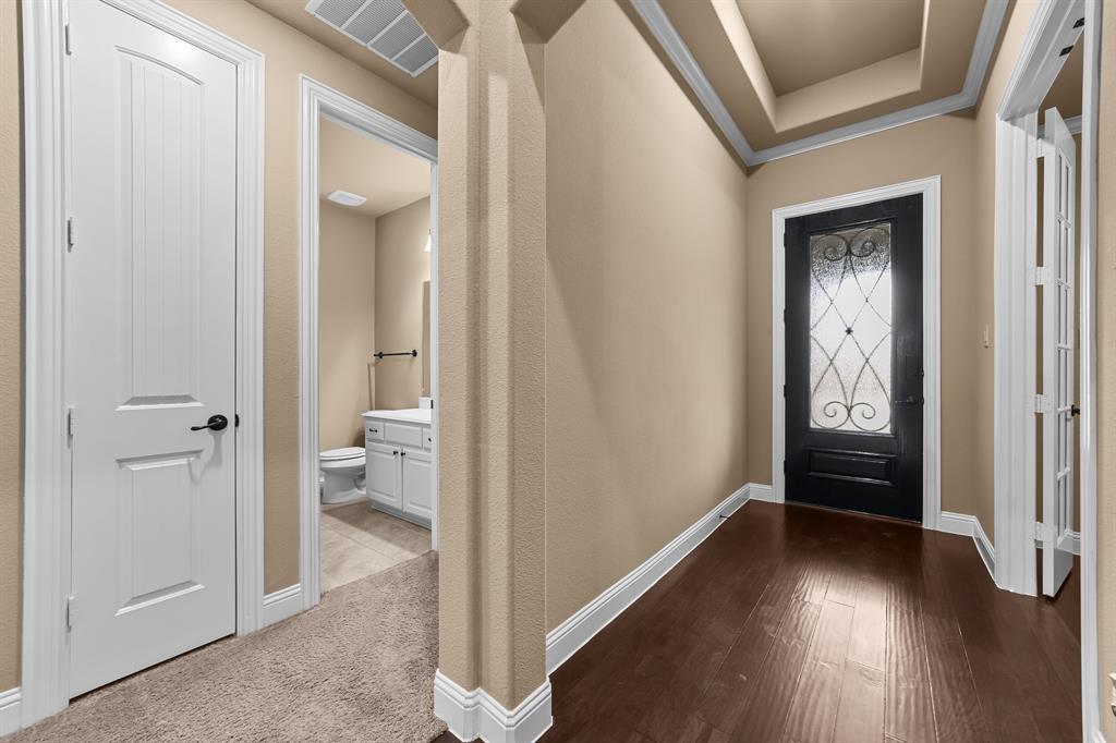700 Darian Drive Property Photo 23