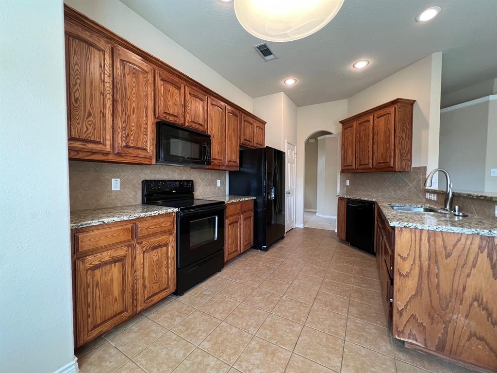 1212 Red Drive Property Photo 5