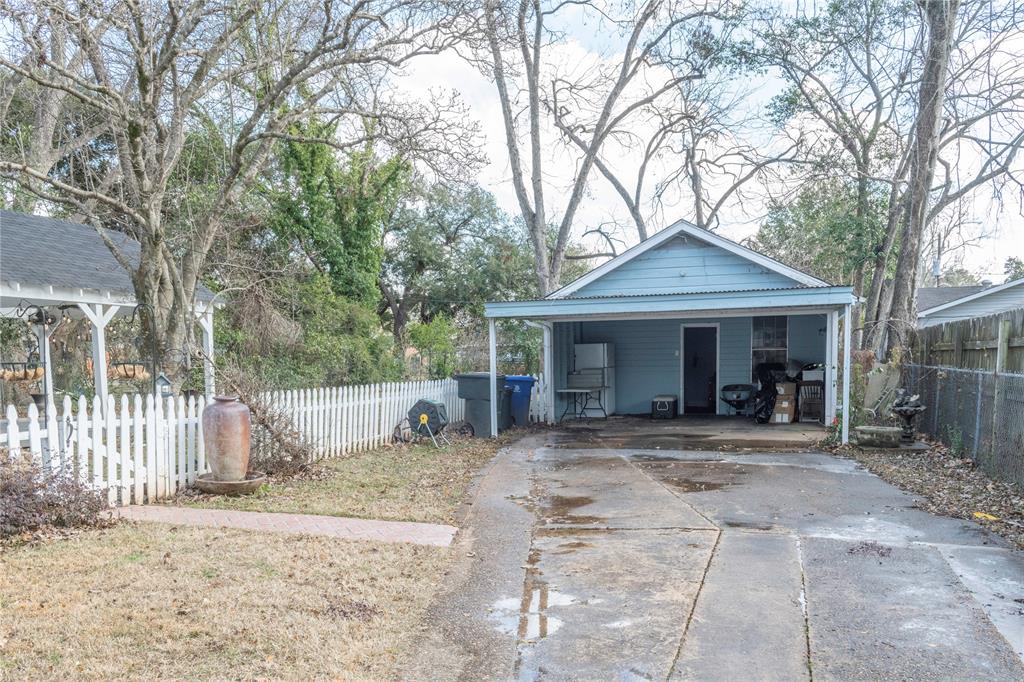 165 Ockley Drive Property Photo 25