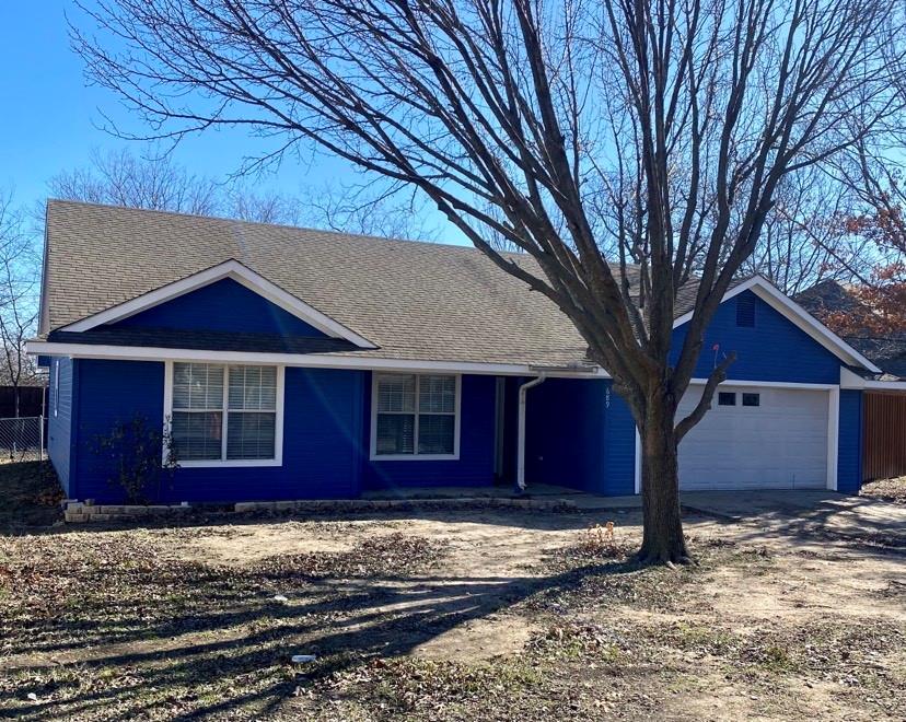 689 N Preston Avenue Property Photo 1