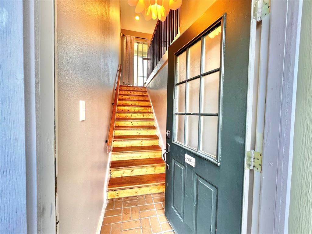 6220 Bentwood Trail Property Photo 2
