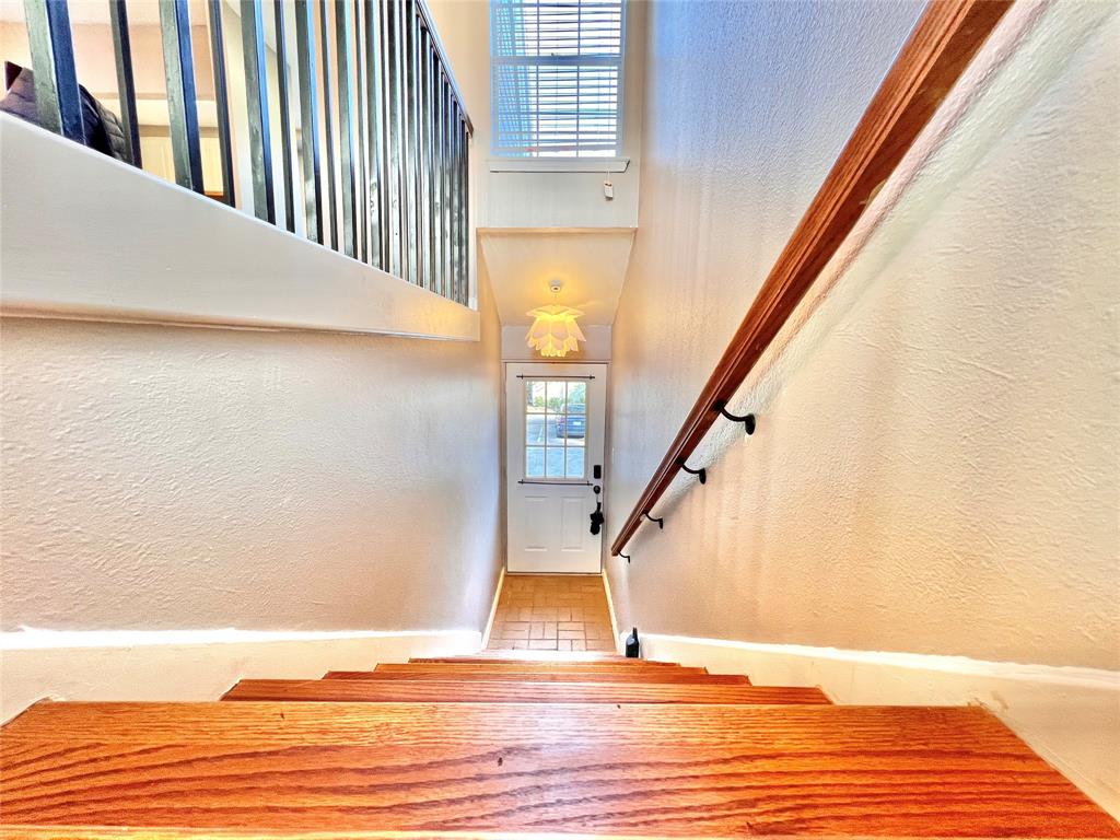 6220 Bentwood Trail Property Photo 4