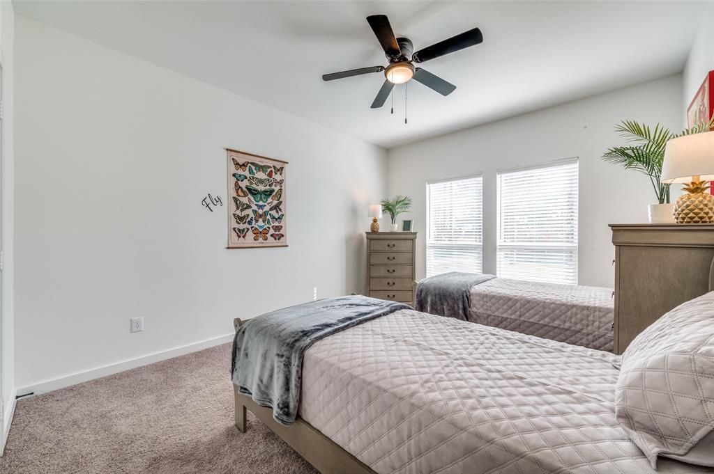 412 E Ash Street Property Photo 13