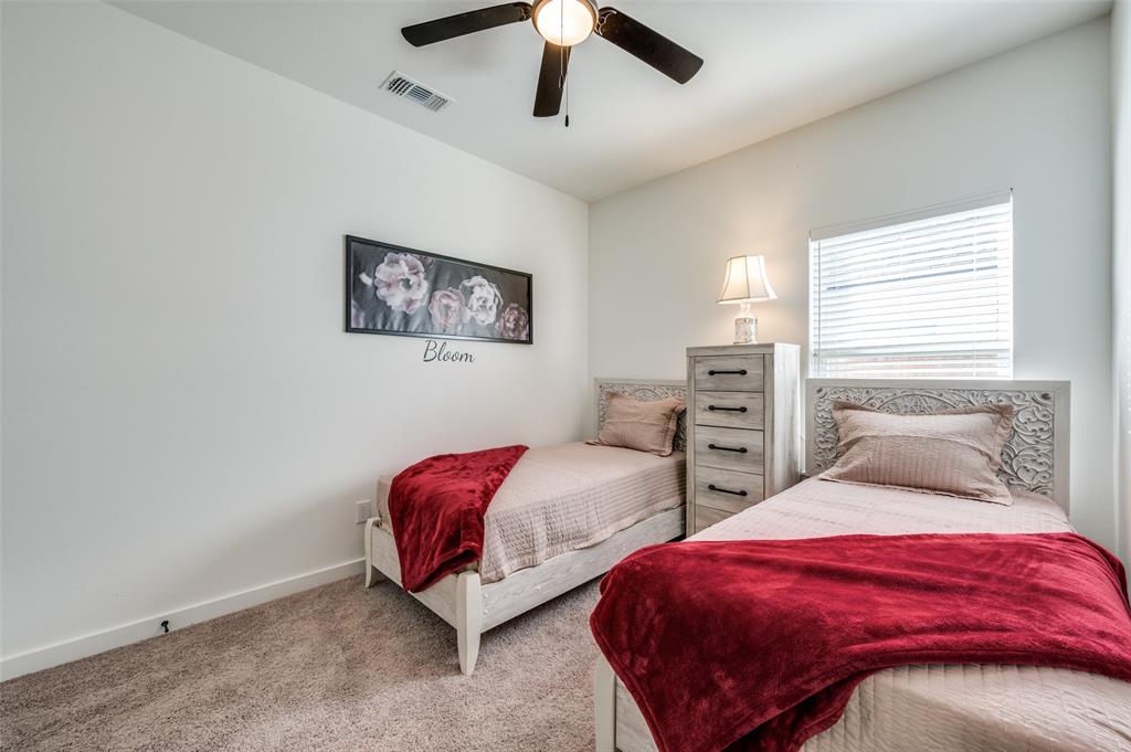 412 E Ash Street Property Photo 19