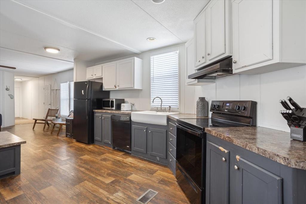 6067 Old Mexia Road Property Photo 17