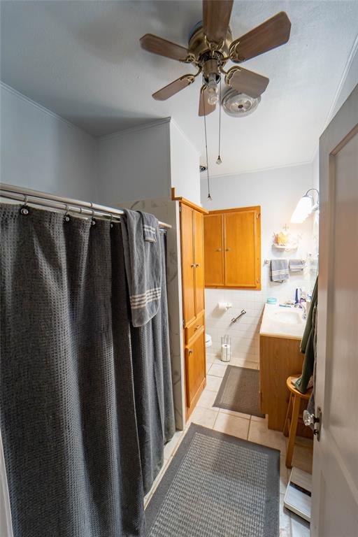 902 N Rose Avenue Property Photo 18