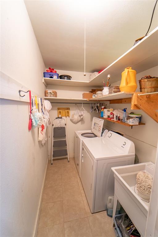 902 N Rose Avenue Property Photo 30