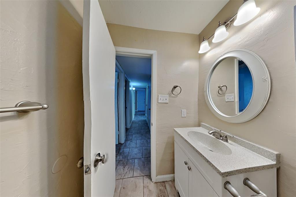 5611 Sarasota Drive Property Photo 15