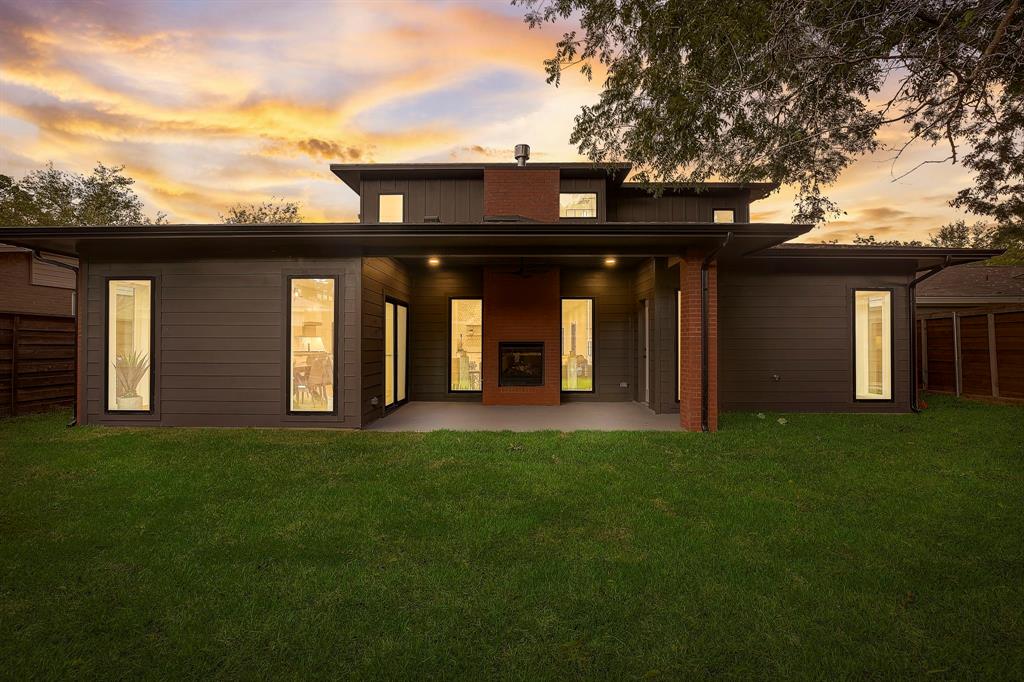 7322 Wake Forrest Drive Property Photo 2