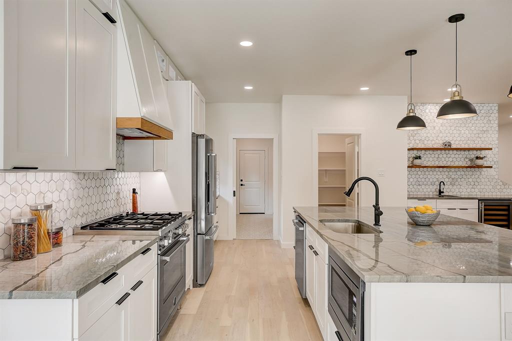 7322 Wake Forrest Drive Property Photo 14