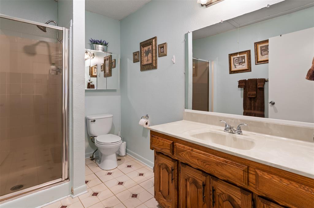 253 Southlake Drive Property Photo 17