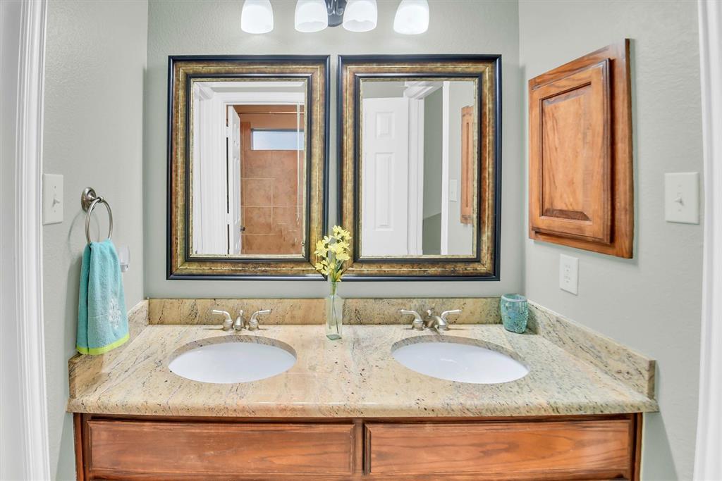 5805 Ascot Court Property Photo 28