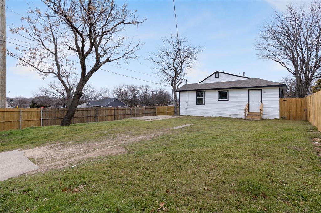 3226 Aster Street Property Photo 29
