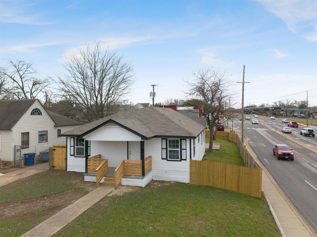 3226 Aster Street Property Photo 32