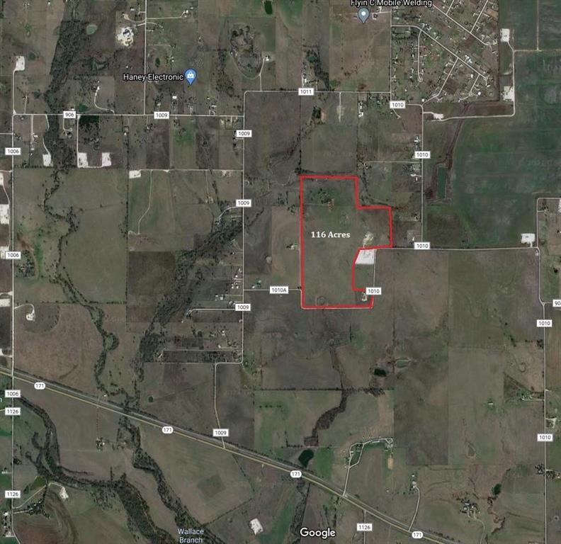 4748 County Rd 1010a Property Photo 3