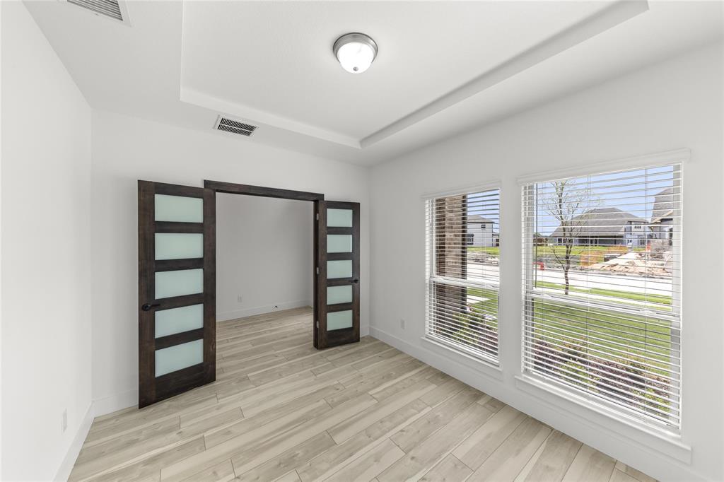 1912 Huron Drive Property Photo 4