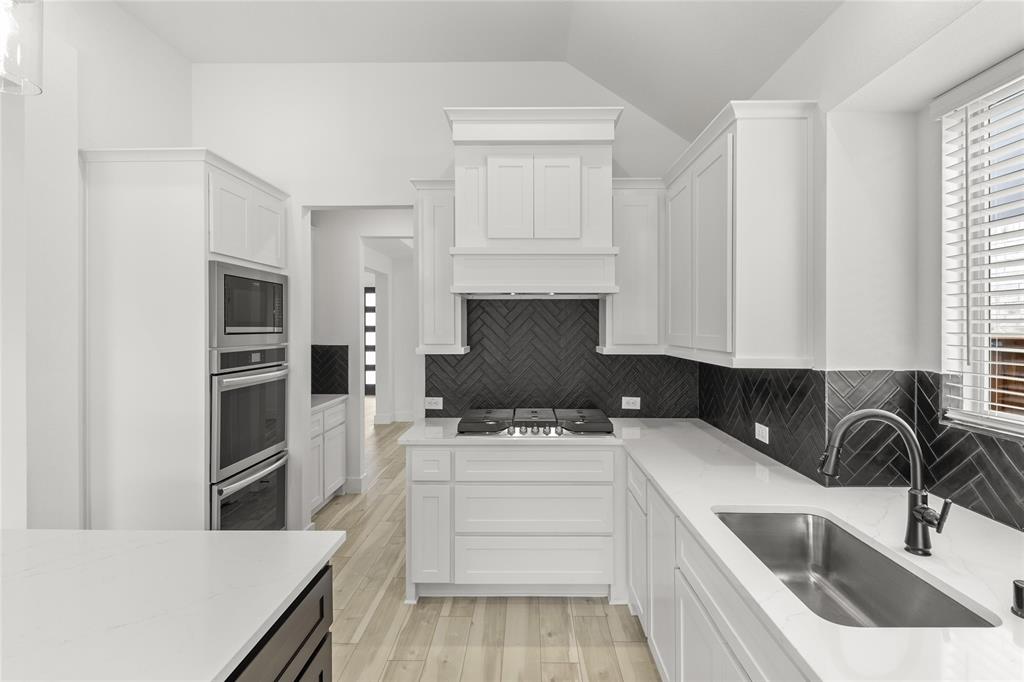 1912 Huron Drive Property Photo 17