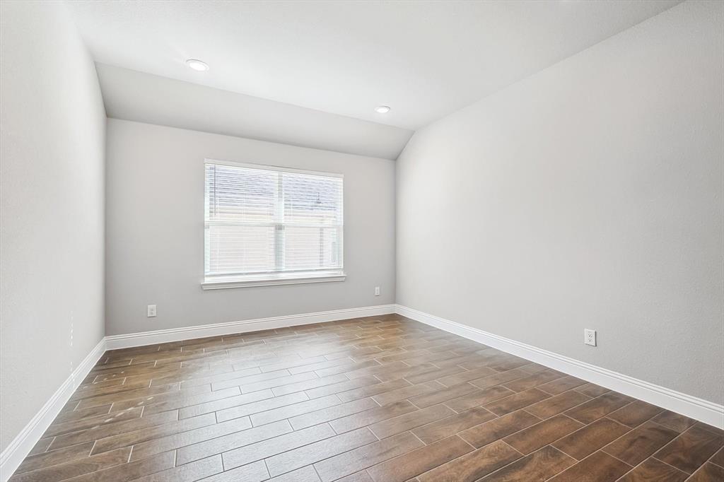 405 Portina Drive Property Photo 11
